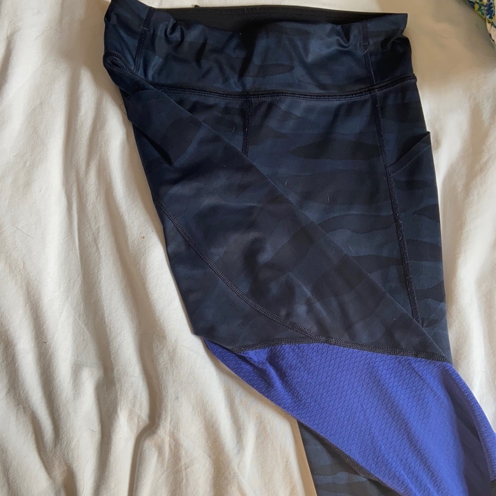 Lululemon tights with pockets